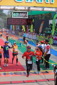 BIB: 42195, 6595
                            <button type="button" onclick="openModal(9514309)" class="btn btn-primary btn-sm float-right btn-popup" data-toggle="modal" data-target=".modal-high-quality">
                        <i class="fas fa-shopping-cart"></i> Add to Cart
                    </button>
                                            <button type="button" onclick="isThisMe(9514309, true)" class="btn btn-success btn-sm float-right btn-popup btn-isme hidden" data-toggle="tooltip" data-placement="bottom" title="นี่คือรูปของคุณใช่ไหม คลิกที่นี่เพื่อเอาเข้าอัลบั้ม">
                        <i class="fas fa-plus"></i> Add to album
                    </button>
                    <button type="button" onclick="isThisMe(9514309, false)" class="btn btn-warning btn-sm float-right btn-popup btn-isnotme hidden">
                        <i class="fas fa-ban"></i> Remove from album
                    </button>