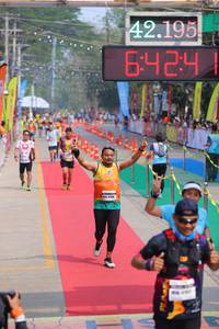 BIB: 42195, 6424
                            <button type="button" onclick="openModal(9482965)" class="btn btn-primary btn-sm float-right btn-popup" data-toggle="modal" data-target=".modal-high-quality">
                        <i class="fas fa-shopping-cart"></i> Add to Cart
                    </button>
                                            <button type="button" onclick="isThisMe(9482965, true)" class="btn btn-success btn-sm float-right btn-popup btn-isme hidden" data-toggle="tooltip" data-placement="bottom" title="นี่คือรูปของคุณใช่ไหม คลิกที่นี่เพื่อเอาเข้าอัลบั้ม">
                        <i class="fas fa-plus"></i> Add to album
                    </button>
                    <button type="button" onclick="isThisMe(9482965, false)" class="btn btn-warning btn-sm float-right btn-popup btn-isnotme hidden">
                        <i class="fas fa-ban"></i> Remove from album
                    </button>