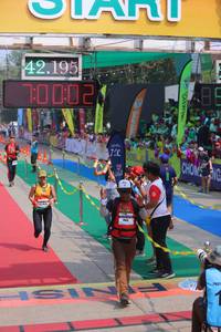 BIB: 42195, 70002, 740
                            <button type="button" onclick="openModal(9514365)" class="btn btn-primary btn-sm float-right btn-popup" data-toggle="modal" data-target=".modal-high-quality">
                        <i class="fas fa-shopping-cart"></i> Add to Cart
                    </button>
                                            <button type="button" onclick="isThisMe(9514365, true)" class="btn btn-success btn-sm float-right btn-popup btn-isme hidden" data-toggle="tooltip" data-placement="bottom" title="นี่คือรูปของคุณใช่ไหม คลิกที่นี่เพื่อเอาเข้าอัลบั้ม">
                        <i class="fas fa-plus"></i> Add to album
                    </button>
                    <button type="button" onclick="isThisMe(9514365, false)" class="btn btn-warning btn-sm float-right btn-popup btn-isnotme hidden">
                        <i class="fas fa-ban"></i> Remove from album
                    </button>