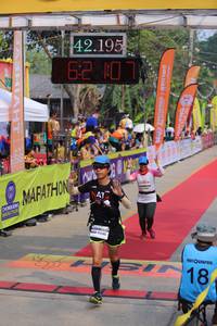 BIB: 42195, 107
                            <button type="button" onclick="openModal(9432053)" class="btn btn-primary btn-sm float-right btn-popup" data-toggle="modal" data-target=".modal-high-quality">
                        <i class="fas fa-shopping-cart"></i> Add to Cart
                    </button>
                                            <button type="button" onclick="isThisMe(9432053, true)" class="btn btn-success btn-sm float-right btn-popup btn-isme hidden" data-toggle="tooltip" data-placement="bottom" title="นี่คือรูปของคุณใช่ไหม คลิกที่นี่เพื่อเอาเข้าอัลบั้ม">
                        <i class="fas fa-plus"></i> Add to album
                    </button>
                    <button type="button" onclick="isThisMe(9432053, false)" class="btn btn-warning btn-sm float-right btn-popup btn-isnotme hidden">
                        <i class="fas fa-ban"></i> Remove from album
                    </button>