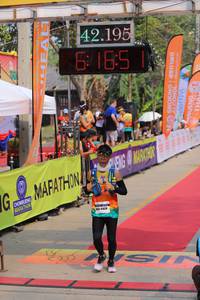 BIB: 142195, 6165
                            <button type="button" onclick="openModal(9423609)" class="btn btn-primary btn-sm float-right btn-popup" data-toggle="modal" data-target=".modal-high-quality">
                        <i class="fas fa-shopping-cart"></i> Add to Cart
                    </button>
                                            <button type="button" onclick="isThisMe(9423609, true)" class="btn btn-success btn-sm float-right btn-popup btn-isme hidden" data-toggle="tooltip" data-placement="bottom" title="นี่คือรูปของคุณใช่ไหม คลิกที่นี่เพื่อเอาเข้าอัลบั้ม">
                        <i class="fas fa-plus"></i> Add to album
                    </button>
                    <button type="button" onclick="isThisMe(9423609, false)" class="btn btn-warning btn-sm float-right btn-popup btn-isnotme hidden">
                        <i class="fas fa-ban"></i> Remove from album
                    </button>