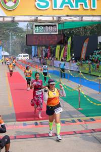 BIB: 42195, 6442
                            <button type="button" onclick="openModal(9484773)" class="btn btn-primary btn-sm float-right btn-popup" data-toggle="modal" data-target=".modal-high-quality">
                        <i class="fas fa-shopping-cart"></i> Add to Cart
                    </button>
                                            <button type="button" onclick="isThisMe(9484773, true)" class="btn btn-success btn-sm float-right btn-popup btn-isme hidden" data-toggle="tooltip" data-placement="bottom" title="นี่คือรูปของคุณใช่ไหม คลิกที่นี่เพื่อเอาเข้าอัลบั้ม">
                        <i class="fas fa-plus"></i> Add to album
                    </button>
                    <button type="button" onclick="isThisMe(9484773, false)" class="btn btn-warning btn-sm float-right btn-popup btn-isnotme hidden">
                        <i class="fas fa-ban"></i> Remove from album
                    </button>