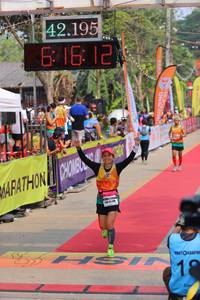 BIB: 42195, 616
                            <button type="button" onclick="openModal(9422960)" class="btn btn-primary btn-sm float-right btn-popup" data-toggle="modal" data-target=".modal-high-quality">
                        <i class="fas fa-shopping-cart"></i> Add to Cart
                    </button>
                                            <button type="button" onclick="isThisMe(9422960, true)" class="btn btn-success btn-sm float-right btn-popup btn-isme hidden" data-toggle="tooltip" data-placement="bottom" title="นี่คือรูปของคุณใช่ไหม คลิกที่นี่เพื่อเอาเข้าอัลบั้ม">
                        <i class="fas fa-plus"></i> Add to album
                    </button>
                    <button type="button" onclick="isThisMe(9422960, false)" class="btn btn-warning btn-sm float-right btn-popup btn-isnotme hidden">
                        <i class="fas fa-ban"></i> Remove from album
                    </button>