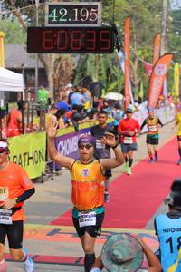 BIB: 42195, 60635, 4046, 47028
                            <button type="button" onclick="openModal(9336333)" class="btn btn-primary btn-sm float-right btn-popup" data-toggle="modal" data-target=".modal-high-quality">
                        <i class="fas fa-shopping-cart"></i> Add to Cart
                    </button>
                                            <button type="button" onclick="isThisMe(9336333, true)" class="btn btn-success btn-sm float-right btn-popup btn-isme hidden" data-toggle="tooltip" data-placement="bottom" title="นี่คือรูปของคุณใช่ไหม คลิกที่นี่เพื่อเอาเข้าอัลบั้ม">
                        <i class="fas fa-plus"></i> Add to album
                    </button>
                    <button type="button" onclick="isThisMe(9336333, false)" class="btn btn-warning btn-sm float-right btn-popup btn-isnotme hidden">
                        <i class="fas fa-ban"></i> Remove from album
                    </button>