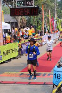 BIB: 42195, 62904, 042724
                            <button type="button" onclick="openModal(9453889)" class="btn btn-primary btn-sm float-right btn-popup" data-toggle="modal" data-target=".modal-high-quality">
                        <i class="fas fa-shopping-cart"></i> Add to Cart
                    </button>
                                            <button type="button" onclick="isThisMe(9453889, true)" class="btn btn-success btn-sm float-right btn-popup btn-isme hidden" data-toggle="tooltip" data-placement="bottom" title="นี่คือรูปของคุณใช่ไหม คลิกที่นี่เพื่อเอาเข้าอัลบั้ม">
                        <i class="fas fa-plus"></i> Add to album
                    </button>
                    <button type="button" onclick="isThisMe(9453889, false)" class="btn btn-warning btn-sm float-right btn-popup btn-isnotme hidden">
                        <i class="fas fa-ban"></i> Remove from album
                    </button>