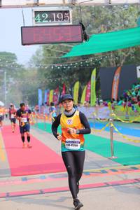 BIB: 42195, 6451, 45280
                            <button type="button" onclick="openModal(9485957)" class="btn btn-primary btn-sm float-right btn-popup" data-toggle="modal" data-target=".modal-high-quality">
                        <i class="fas fa-shopping-cart"></i> Add to Cart
                    </button>
                                            <button type="button" onclick="isThisMe(9485957, true)" class="btn btn-success btn-sm float-right btn-popup btn-isme hidden" data-toggle="tooltip" data-placement="bottom" title="นี่คือรูปของคุณใช่ไหม คลิกที่นี่เพื่อเอาเข้าอัลบั้ม">
                        <i class="fas fa-plus"></i> Add to album
                    </button>
                    <button type="button" onclick="isThisMe(9485957, false)" class="btn btn-warning btn-sm float-right btn-popup btn-isnotme hidden">
                        <i class="fas fa-ban"></i> Remove from album
                    </button>