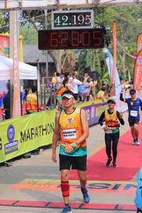 BIB: 42195, 62805
                            <button type="button" onclick="openModal(9444438)" class="btn btn-primary btn-sm float-right btn-popup" data-toggle="modal" data-target=".modal-high-quality">
                        <i class="fas fa-shopping-cart"></i> Add to Cart
                    </button>
                                            <button type="button" onclick="isThisMe(9444438, true)" class="btn btn-success btn-sm float-right btn-popup btn-isme hidden" data-toggle="tooltip" data-placement="bottom" title="นี่คือรูปของคุณใช่ไหม คลิกที่นี่เพื่อเอาเข้าอัลบั้ม">
                        <i class="fas fa-plus"></i> Add to album
                    </button>
                    <button type="button" onclick="isThisMe(9444438, false)" class="btn btn-warning btn-sm float-right btn-popup btn-isnotme hidden">
                        <i class="fas fa-ban"></i> Remove from album
                    </button>