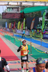 BIB: 42195, 6139, 7632
                            <button type="button" onclick="openModal(9489862)" class="btn btn-primary btn-sm float-right btn-popup" data-toggle="modal" data-target=".modal-high-quality">
                        <i class="fas fa-shopping-cart"></i> Add to Cart
                    </button>
                                            <button type="button" onclick="isThisMe(9489862, true)" class="btn btn-success btn-sm float-right btn-popup btn-isme hidden" data-toggle="tooltip" data-placement="bottom" title="นี่คือรูปของคุณใช่ไหม คลิกที่นี่เพื่อเอาเข้าอัลบั้ม">
                        <i class="fas fa-plus"></i> Add to album
                    </button>
                    <button type="button" onclick="isThisMe(9489862, false)" class="btn btn-warning btn-sm float-right btn-popup btn-isnotme hidden">
                        <i class="fas fa-ban"></i> Remove from album
                    </button>