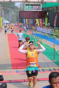 BIB: 42195, 65015, 43067
                            <button type="button" onclick="openModal(9513718)" class="btn btn-primary btn-sm float-right btn-popup" data-toggle="modal" data-target=".modal-high-quality">
                        <i class="fas fa-shopping-cart"></i> Add to Cart
                    </button>
                                            <button type="button" onclick="isThisMe(9513718, true)" class="btn btn-success btn-sm float-right btn-popup btn-isme hidden" data-toggle="tooltip" data-placement="bottom" title="นี่คือรูปของคุณใช่ไหม คลิกที่นี่เพื่อเอาเข้าอัลบั้ม">
                        <i class="fas fa-plus"></i> Add to album
                    </button>
                    <button type="button" onclick="isThisMe(9513718, false)" class="btn btn-warning btn-sm float-right btn-popup btn-isnotme hidden">
                        <i class="fas fa-ban"></i> Remove from album
                    </button>