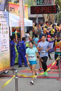BIB: 42195, 54903, 46383, 4254, 40036
                            <button type="button" onclick="openModal(9127926)" class="btn btn-primary btn-sm float-right btn-popup" data-toggle="modal" data-target=".modal-high-quality">
                        <i class="fas fa-shopping-cart"></i> Add to Cart
                    </button>
                                            <button type="button" onclick="isThisMe(9127926, true)" class="btn btn-success btn-sm float-right btn-popup btn-isme hidden" data-toggle="tooltip" data-placement="bottom" title="นี่คือรูปของคุณใช่ไหม คลิกที่นี่เพื่อเอาเข้าอัลบั้ม">
                        <i class="fas fa-plus"></i> Add to album
                    </button>
                    <button type="button" onclick="isThisMe(9127926, false)" class="btn btn-warning btn-sm float-right btn-popup btn-isnotme hidden">
                        <i class="fas fa-ban"></i> Remove from album
                    </button>
