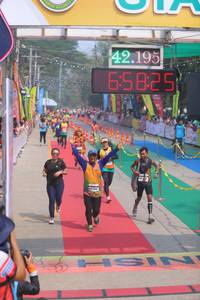 BIB: 42195, 65825
                            <button type="button" onclick="openModal(9514027)" class="btn btn-primary btn-sm float-right btn-popup" data-toggle="modal" data-target=".modal-high-quality">
                        <i class="fas fa-shopping-cart"></i> Add to Cart
                    </button>
                                            <button type="button" onclick="isThisMe(9514027, true)" class="btn btn-success btn-sm float-right btn-popup btn-isme hidden" data-toggle="tooltip" data-placement="bottom" title="นี่คือรูปของคุณใช่ไหม คลิกที่นี่เพื่อเอาเข้าอัลบั้ม">
                        <i class="fas fa-plus"></i> Add to album
                    </button>
                    <button type="button" onclick="isThisMe(9514027, false)" class="btn btn-warning btn-sm float-right btn-popup btn-isnotme hidden">
                        <i class="fas fa-ban"></i> Remove from album
                    </button>