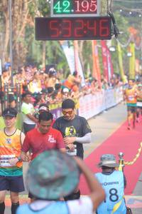 BIB: 42195, 53246, 42563
                            <button type="button" onclick="openModal(9141631)" class="btn btn-primary btn-sm float-right btn-popup" data-toggle="modal" data-target=".modal-high-quality">
                        <i class="fas fa-shopping-cart"></i> Add to Cart
                    </button>
                                            <button type="button" onclick="isThisMe(9141631, true)" class="btn btn-success btn-sm float-right btn-popup btn-isme hidden" data-toggle="tooltip" data-placement="bottom" title="นี่คือรูปของคุณใช่ไหม คลิกที่นี่เพื่อเอาเข้าอัลบั้ม">
                        <i class="fas fa-plus"></i> Add to album
                    </button>
                    <button type="button" onclick="isThisMe(9141631, false)" class="btn btn-warning btn-sm float-right btn-popup btn-isnotme hidden">
                        <i class="fas fa-ban"></i> Remove from album
                    </button>