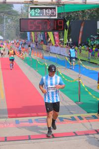 BIB: 42195, 6519, 413
                            <button type="button" onclick="openModal(9513743)" class="btn btn-primary btn-sm float-right btn-popup" data-toggle="modal" data-target=".modal-high-quality">
                        <i class="fas fa-shopping-cart"></i> Add to Cart
                    </button>
                                            <button type="button" onclick="isThisMe(9513743, true)" class="btn btn-success btn-sm float-right btn-popup btn-isme hidden" data-toggle="tooltip" data-placement="bottom" title="นี่คือรูปของคุณใช่ไหม คลิกที่นี่เพื่อเอาเข้าอัลบั้ม">
                        <i class="fas fa-plus"></i> Add to album
                    </button>
                    <button type="button" onclick="isThisMe(9513743, false)" class="btn btn-warning btn-sm float-right btn-popup btn-isnotme hidden">
                        <i class="fas fa-ban"></i> Remove from album
                    </button>