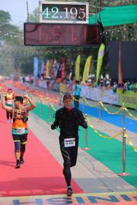 BIB: 42195
                            <button type="button" onclick="openModal(9492276)" class="btn btn-primary btn-sm float-right btn-popup" data-toggle="modal" data-target=".modal-high-quality">
                        <i class="fas fa-shopping-cart"></i> Add to Cart
                    </button>
                                            <button type="button" onclick="isThisMe(9492276, true)" class="btn btn-success btn-sm float-right btn-popup btn-isme hidden" data-toggle="tooltip" data-placement="bottom" title="นี่คือรูปของคุณใช่ไหม คลิกที่นี่เพื่อเอาเข้าอัลบั้ม">
                        <i class="fas fa-plus"></i> Add to album
                    </button>
                    <button type="button" onclick="isThisMe(9492276, false)" class="btn btn-warning btn-sm float-right btn-popup btn-isnotme hidden">
                        <i class="fas fa-ban"></i> Remove from album
                    </button>