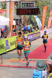 BIB: 42195, 604, 0454
                            <button type="button" onclick="openModal(9328630)" class="btn btn-primary btn-sm float-right btn-popup" data-toggle="modal" data-target=".modal-high-quality">
                        <i class="fas fa-shopping-cart"></i> Add to Cart
                    </button>
                                            <button type="button" onclick="isThisMe(9328630, true)" class="btn btn-success btn-sm float-right btn-popup btn-isme hidden" data-toggle="tooltip" data-placement="bottom" title="นี่คือรูปของคุณใช่ไหม คลิกที่นี่เพื่อเอาเข้าอัลบั้ม">
                        <i class="fas fa-plus"></i> Add to album
                    </button>
                    <button type="button" onclick="isThisMe(9328630, false)" class="btn btn-warning btn-sm float-right btn-popup btn-isnotme hidden">
                        <i class="fas fa-ban"></i> Remove from album
                    </button>