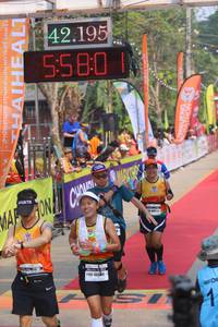 BIB: 42195, 5580, 4006
                            <button type="button" onclick="openModal(9155706)" class="btn btn-primary btn-sm float-right btn-popup" data-toggle="modal" data-target=".modal-high-quality">
                        <i class="fas fa-shopping-cart"></i> Add to Cart
                    </button>
                                            <button type="button" onclick="isThisMe(9155706, true)" class="btn btn-success btn-sm float-right btn-popup btn-isme hidden" data-toggle="tooltip" data-placement="bottom" title="นี่คือรูปของคุณใช่ไหม คลิกที่นี่เพื่อเอาเข้าอัลบั้ม">
                        <i class="fas fa-plus"></i> Add to album
                    </button>
                    <button type="button" onclick="isThisMe(9155706, false)" class="btn btn-warning btn-sm float-right btn-popup btn-isnotme hidden">
                        <i class="fas fa-ban"></i> Remove from album
                    </button>