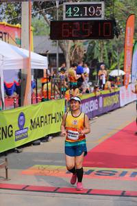 BIB: 42195, 625
                            <button type="button" onclick="openModal(9438488)" class="btn btn-primary btn-sm float-right btn-popup" data-toggle="modal" data-target=".modal-high-quality">
                        <i class="fas fa-shopping-cart"></i> Add to Cart
                    </button>
                                            <button type="button" onclick="isThisMe(9438488, true)" class="btn btn-success btn-sm float-right btn-popup btn-isme hidden" data-toggle="tooltip" data-placement="bottom" title="นี่คือรูปของคุณใช่ไหม คลิกที่นี่เพื่อเอาเข้าอัลบั้ม">
                        <i class="fas fa-plus"></i> Add to album
                    </button>
                    <button type="button" onclick="isThisMe(9438488, false)" class="btn btn-warning btn-sm float-right btn-popup btn-isnotme hidden">
                        <i class="fas fa-ban"></i> Remove from album
                    </button>