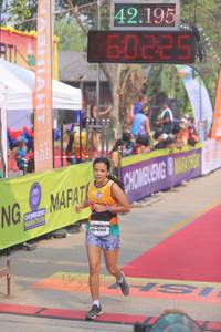 BIB: 42195, 60225, 45558
                            <button type="button" onclick="openModal(9324226)" class="btn btn-primary btn-sm float-right btn-popup" data-toggle="modal" data-target=".modal-high-quality">
                        <i class="fas fa-shopping-cart"></i> Add to Cart
                    </button>
                                            <button type="button" onclick="isThisMe(9324226, true)" class="btn btn-success btn-sm float-right btn-popup btn-isme hidden" data-toggle="tooltip" data-placement="bottom" title="นี่คือรูปของคุณใช่ไหม คลิกที่นี่เพื่อเอาเข้าอัลบั้ม">
                        <i class="fas fa-plus"></i> Add to album
                    </button>
                    <button type="button" onclick="isThisMe(9324226, false)" class="btn btn-warning btn-sm float-right btn-popup btn-isnotme hidden">
                        <i class="fas fa-ban"></i> Remove from album
                    </button>