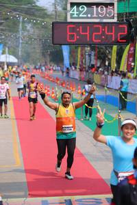 BIB: 42195, 64242
                            <button type="button" onclick="openModal(9482966)" class="btn btn-primary btn-sm float-right btn-popup" data-toggle="modal" data-target=".modal-high-quality">
                        <i class="fas fa-shopping-cart"></i> Add to Cart
                    </button>
                                            <button type="button" onclick="isThisMe(9482966, true)" class="btn btn-success btn-sm float-right btn-popup btn-isme hidden" data-toggle="tooltip" data-placement="bottom" title="นี่คือรูปของคุณใช่ไหม คลิกที่นี่เพื่อเอาเข้าอัลบั้ม">
                        <i class="fas fa-plus"></i> Add to album
                    </button>
                    <button type="button" onclick="isThisMe(9482966, false)" class="btn btn-warning btn-sm float-right btn-popup btn-isnotme hidden">
                        <i class="fas fa-ban"></i> Remove from album
                    </button>