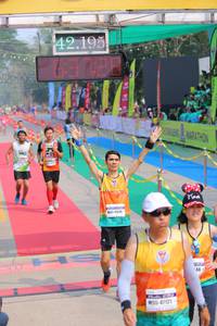 BIB: 42195, 47121
                            <button type="button" onclick="openModal(9474245)" class="btn btn-primary btn-sm float-right btn-popup" data-toggle="modal" data-target=".modal-high-quality">
                        <i class="fas fa-shopping-cart"></i> Add to Cart
                    </button>
                                            <button type="button" onclick="isThisMe(9474245, true)" class="btn btn-success btn-sm float-right btn-popup btn-isme hidden" data-toggle="tooltip" data-placement="bottom" title="นี่คือรูปของคุณใช่ไหม คลิกที่นี่เพื่อเอาเข้าอัลบั้ม">
                        <i class="fas fa-plus"></i> Add to album
                    </button>
                    <button type="button" onclick="isThisMe(9474245, false)" class="btn btn-warning btn-sm float-right btn-popup btn-isnotme hidden">
                        <i class="fas fa-ban"></i> Remove from album
                    </button>