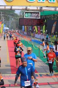 BIB: 42195, 65045, 46005
                            <button type="button" onclick="openModal(9514297)" class="btn btn-primary btn-sm float-right btn-popup" data-toggle="modal" data-target=".modal-high-quality">
                        <i class="fas fa-shopping-cart"></i> Add to Cart
                    </button>
                                            <button type="button" onclick="isThisMe(9514297, true)" class="btn btn-success btn-sm float-right btn-popup btn-isme hidden" data-toggle="tooltip" data-placement="bottom" title="นี่คือรูปของคุณใช่ไหม คลิกที่นี่เพื่อเอาเข้าอัลบั้ม">
                        <i class="fas fa-plus"></i> Add to album
                    </button>
                    <button type="button" onclick="isThisMe(9514297, false)" class="btn btn-warning btn-sm float-right btn-popup btn-isnotme hidden">
                        <i class="fas fa-ban"></i> Remove from album
                    </button>