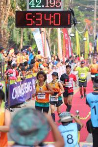 BIB: 42195, 5340, 45267
                            <button type="button" onclick="openModal(9142728)" class="btn btn-primary btn-sm float-right btn-popup" data-toggle="modal" data-target=".modal-high-quality">
                        <i class="fas fa-shopping-cart"></i> Add to Cart
                    </button>
                                            <button type="button" onclick="isThisMe(9142728, true)" class="btn btn-success btn-sm float-right btn-popup btn-isme hidden" data-toggle="tooltip" data-placement="bottom" title="นี่คือรูปของคุณใช่ไหม คลิกที่นี่เพื่อเอาเข้าอัลบั้ม">
                        <i class="fas fa-plus"></i> Add to album
                    </button>
                    <button type="button" onclick="isThisMe(9142728, false)" class="btn btn-warning btn-sm float-right btn-popup btn-isnotme hidden">
                        <i class="fas fa-ban"></i> Remove from album
                    </button>