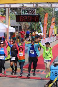 BIB: 42195, 62048, 
                            <button type="button" onclick="openModal(9430672)" class="btn btn-primary btn-sm float-right btn-popup" data-toggle="modal" data-target=".modal-high-quality">
                        <i class="fas fa-shopping-cart"></i> Add to Cart
                    </button>
                                            <button type="button" onclick="isThisMe(9430672, true)" class="btn btn-success btn-sm float-right btn-popup btn-isme hidden" data-toggle="tooltip" data-placement="bottom" title="นี่คือรูปของคุณใช่ไหม คลิกที่นี่เพื่อเอาเข้าอัลบั้ม">
                        <i class="fas fa-plus"></i> Add to album
                    </button>
                    <button type="button" onclick="isThisMe(9430672, false)" class="btn btn-warning btn-sm float-right btn-popup btn-isnotme hidden">
                        <i class="fas fa-ban"></i> Remove from album
                    </button>