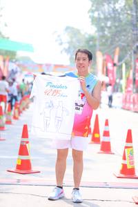 BIB: 42195, 704
                            <button type="button" onclick="openModal(9514731)" class="btn btn-primary btn-sm float-right btn-popup" data-toggle="modal" data-target=".modal-high-quality">
                        <i class="fas fa-shopping-cart"></i> Add to Cart
                    </button>
                                            <button type="button" onclick="isThisMe(9514731, true)" class="btn btn-success btn-sm float-right btn-popup btn-isme hidden" data-toggle="tooltip" data-placement="bottom" title="นี่คือรูปของคุณใช่ไหม คลิกที่นี่เพื่อเอาเข้าอัลบั้ม">
                        <i class="fas fa-plus"></i> Add to album
                    </button>
                    <button type="button" onclick="isThisMe(9514731, false)" class="btn btn-warning btn-sm float-right btn-popup btn-isnotme hidden">
                        <i class="fas fa-ban"></i> Remove from album
                    </button>