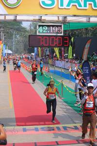 BIB: 42195, 70003, 700
                            <button type="button" onclick="openModal(9514364)" class="btn btn-primary btn-sm float-right btn-popup" data-toggle="modal" data-target=".modal-high-quality">
                        <i class="fas fa-shopping-cart"></i> Add to Cart
                    </button>
                                            <button type="button" onclick="isThisMe(9514364, true)" class="btn btn-success btn-sm float-right btn-popup btn-isme hidden" data-toggle="tooltip" data-placement="bottom" title="นี่คือรูปของคุณใช่ไหม คลิกที่นี่เพื่อเอาเข้าอัลบั้ม">
                        <i class="fas fa-plus"></i> Add to album
                    </button>
                    <button type="button" onclick="isThisMe(9514364, false)" class="btn btn-warning btn-sm float-right btn-popup btn-isnotme hidden">
                        <i class="fas fa-ban"></i> Remove from album
                    </button>