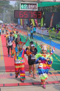 BIB: 42195, 65753
                            <button type="button" onclick="openModal(9513945)" class="btn btn-primary btn-sm float-right btn-popup" data-toggle="modal" data-target=".modal-high-quality">
                        <i class="fas fa-shopping-cart"></i> Add to Cart
                    </button>
                                            <button type="button" onclick="isThisMe(9513945, true)" class="btn btn-success btn-sm float-right btn-popup btn-isme hidden" data-toggle="tooltip" data-placement="bottom" title="นี่คือรูปของคุณใช่ไหม คลิกที่นี่เพื่อเอาเข้าอัลบั้ม">
                        <i class="fas fa-plus"></i> Add to album
                    </button>
                    <button type="button" onclick="isThisMe(9513945, false)" class="btn btn-warning btn-sm float-right btn-popup btn-isnotme hidden">
                        <i class="fas fa-ban"></i> Remove from album
                    </button>