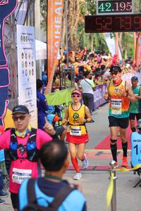 BIB: 42195, 52739, 45453, 4845
                            <button type="button" onclick="openModal(9135900)" class="btn btn-primary btn-sm float-right btn-popup" data-toggle="modal" data-target=".modal-high-quality">
                        <i class="fas fa-shopping-cart"></i> Add to Cart
                    </button>
                                            <button type="button" onclick="isThisMe(9135900, true)" class="btn btn-success btn-sm float-right btn-popup btn-isme hidden" data-toggle="tooltip" data-placement="bottom" title="นี่คือรูปของคุณใช่ไหม คลิกที่นี่เพื่อเอาเข้าอัลบั้ม">
                        <i class="fas fa-plus"></i> Add to album
                    </button>
                    <button type="button" onclick="isThisMe(9135900, false)" class="btn btn-warning btn-sm float-right btn-popup btn-isnotme hidden">
                        <i class="fas fa-ban"></i> Remove from album
                    </button>