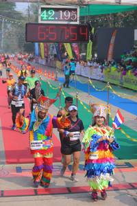 BIB: 42195, 6504, 455, 4701, 15461
                            <button type="button" onclick="openModal(9513948)" class="btn btn-primary btn-sm float-right btn-popup" data-toggle="modal" data-target=".modal-high-quality">
                        <i class="fas fa-shopping-cart"></i> Add to Cart
                    </button>
                                            <button type="button" onclick="isThisMe(9513948, true)" class="btn btn-success btn-sm float-right btn-popup btn-isme hidden" data-toggle="tooltip" data-placement="bottom" title="นี่คือรูปของคุณใช่ไหม คลิกที่นี่เพื่อเอาเข้าอัลบั้ม">
                        <i class="fas fa-plus"></i> Add to album
                    </button>
                    <button type="button" onclick="isThisMe(9513948, false)" class="btn btn-warning btn-sm float-right btn-popup btn-isnotme hidden">
                        <i class="fas fa-ban"></i> Remove from album
                    </button>