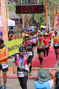 BIB: 42195, 60802, 438
                            <button type="button" onclick="openModal(9342805)" class="btn btn-primary btn-sm float-right btn-popup" data-toggle="modal" data-target=".modal-high-quality">
                        <i class="fas fa-shopping-cart"></i> Add to Cart
                    </button>
                                            <button type="button" onclick="isThisMe(9342805, true)" class="btn btn-success btn-sm float-right btn-popup btn-isme hidden" data-toggle="tooltip" data-placement="bottom" title="นี่คือรูปของคุณใช่ไหม คลิกที่นี่เพื่อเอาเข้าอัลบั้ม">
                        <i class="fas fa-plus"></i> Add to album
                    </button>
                    <button type="button" onclick="isThisMe(9342805, false)" class="btn btn-warning btn-sm float-right btn-popup btn-isnotme hidden">
                        <i class="fas fa-ban"></i> Remove from album
                    </button>