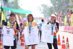 BIB: 42195, 42951
                            <button type="button" onclick="openModal(9514841)" class="btn btn-primary btn-sm float-right btn-popup" data-toggle="modal" data-target=".modal-high-quality">
                        <i class="fas fa-shopping-cart"></i> Add to Cart
                    </button>
                                            <button type="button" onclick="isThisMe(9514841, true)" class="btn btn-success btn-sm float-right btn-popup btn-isme hidden" data-toggle="tooltip" data-placement="bottom" title="นี่คือรูปของคุณใช่ไหม คลิกที่นี่เพื่อเอาเข้าอัลบั้ม">
                        <i class="fas fa-plus"></i> Add to album
                    </button>
                    <button type="button" onclick="isThisMe(9514841, false)" class="btn btn-warning btn-sm float-right btn-popup btn-isnotme hidden">
                        <i class="fas fa-ban"></i> Remove from album
                    </button>