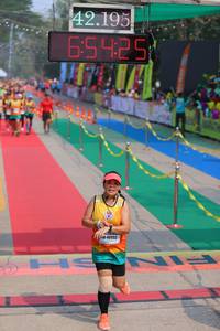 BIB: 42195, 65425, 40053
                            <button type="button" onclick="openModal(9512836)" class="btn btn-primary btn-sm float-right btn-popup" data-toggle="modal" data-target=".modal-high-quality">
                        <i class="fas fa-shopping-cart"></i> Add to Cart
                    </button>
                                            <button type="button" onclick="isThisMe(9512836, true)" class="btn btn-success btn-sm float-right btn-popup btn-isme hidden" data-toggle="tooltip" data-placement="bottom" title="นี่คือรูปของคุณใช่ไหม คลิกที่นี่เพื่อเอาเข้าอัลบั้ม">
                        <i class="fas fa-plus"></i> Add to album
                    </button>
                    <button type="button" onclick="isThisMe(9512836, false)" class="btn btn-warning btn-sm float-right btn-popup btn-isnotme hidden">
                        <i class="fas fa-ban"></i> Remove from album
                    </button>