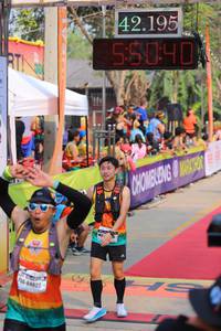 BIB: 42195, 55040, 84022
                            <button type="button" onclick="openModal(9152376)" class="btn btn-primary btn-sm float-right btn-popup" data-toggle="modal" data-target=".modal-high-quality">
                        <i class="fas fa-shopping-cart"></i> Add to Cart
                    </button>
                                            <button type="button" onclick="isThisMe(9152376, true)" class="btn btn-success btn-sm float-right btn-popup btn-isme hidden" data-toggle="tooltip" data-placement="bottom" title="นี่คือรูปของคุณใช่ไหม คลิกที่นี่เพื่อเอาเข้าอัลบั้ม">
                        <i class="fas fa-plus"></i> Add to album
                    </button>
                    <button type="button" onclick="isThisMe(9152376, false)" class="btn btn-warning btn-sm float-right btn-popup btn-isnotme hidden">
                        <i class="fas fa-ban"></i> Remove from album
                    </button>