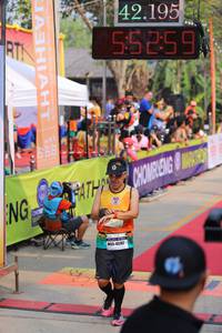 BIB: 42195, 55259, 456
                            <button type="button" onclick="openModal(9153976)" class="btn btn-primary btn-sm float-right btn-popup" data-toggle="modal" data-target=".modal-high-quality">
                        <i class="fas fa-shopping-cart"></i> Add to Cart
                    </button>
                                            <button type="button" onclick="isThisMe(9153976, true)" class="btn btn-success btn-sm float-right btn-popup btn-isme hidden" data-toggle="tooltip" data-placement="bottom" title="นี่คือรูปของคุณใช่ไหม คลิกที่นี่เพื่อเอาเข้าอัลบั้ม">
                        <i class="fas fa-plus"></i> Add to album
                    </button>
                    <button type="button" onclick="isThisMe(9153976, false)" class="btn btn-warning btn-sm float-right btn-popup btn-isnotme hidden">
                        <i class="fas fa-ban"></i> Remove from album
                    </button>