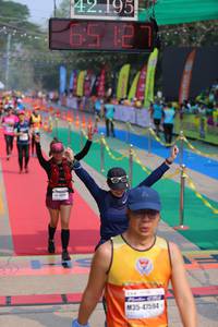 BIB: 42195, 47594
                            <button type="button" onclick="openModal(9492535)" class="btn btn-primary btn-sm float-right btn-popup" data-toggle="modal" data-target=".modal-high-quality">
                        <i class="fas fa-shopping-cart"></i> Add to Cart
                    </button>
                                            <button type="button" onclick="isThisMe(9492535, true)" class="btn btn-success btn-sm float-right btn-popup btn-isme hidden" data-toggle="tooltip" data-placement="bottom" title="นี่คือรูปของคุณใช่ไหม คลิกที่นี่เพื่อเอาเข้าอัลบั้ม">
                        <i class="fas fa-plus"></i> Add to album
                    </button>
                    <button type="button" onclick="isThisMe(9492535, false)" class="btn btn-warning btn-sm float-right btn-popup btn-isnotme hidden">
                        <i class="fas fa-ban"></i> Remove from album
                    </button>