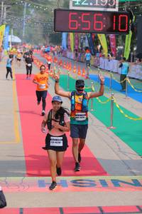 BIB: 656, 46200
                            <button type="button" onclick="openModal(9513439)" class="btn btn-primary btn-sm float-right btn-popup" data-toggle="modal" data-target=".modal-high-quality">
                        <i class="fas fa-shopping-cart"></i> Add to Cart
                    </button>
                                            <button type="button" onclick="isThisMe(9513439, true)" class="btn btn-success btn-sm float-right btn-popup btn-isme hidden" data-toggle="tooltip" data-placement="bottom" title="นี่คือรูปของคุณใช่ไหม คลิกที่นี่เพื่อเอาเข้าอัลบั้ม">
                        <i class="fas fa-plus"></i> Add to album
                    </button>
                    <button type="button" onclick="isThisMe(9513439, false)" class="btn btn-warning btn-sm float-right btn-popup btn-isnotme hidden">
                        <i class="fas fa-ban"></i> Remove from album
                    </button>