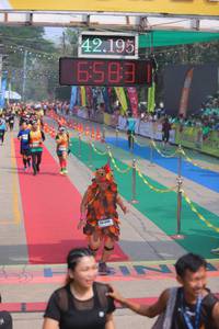 BIB: 42195, 6583
                            <button type="button" onclick="openModal(9514060)" class="btn btn-primary btn-sm float-right btn-popup" data-toggle="modal" data-target=".modal-high-quality">
                        <i class="fas fa-shopping-cart"></i> Add to Cart
                    </button>
                                            <button type="button" onclick="isThisMe(9514060, true)" class="btn btn-success btn-sm float-right btn-popup btn-isme hidden" data-toggle="tooltip" data-placement="bottom" title="นี่คือรูปของคุณใช่ไหม คลิกที่นี่เพื่อเอาเข้าอัลบั้ม">
                        <i class="fas fa-plus"></i> Add to album
                    </button>
                    <button type="button" onclick="isThisMe(9514060, false)" class="btn btn-warning btn-sm float-right btn-popup btn-isnotme hidden">
                        <i class="fas fa-ban"></i> Remove from album
                    </button>