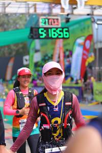 BIB: 2103, 1656
                            <button type="button" onclick="openModal(9488700)" class="btn btn-primary btn-sm float-right btn-popup" data-toggle="modal" data-target=".modal-high-quality">
                        <i class="fas fa-shopping-cart"></i> Add to Cart
                    </button>
                                            <button type="button" onclick="isThisMe(9488700, true)" class="btn btn-success btn-sm float-right btn-popup btn-isme hidden" data-toggle="tooltip" data-placement="bottom" title="นี่คือรูปของคุณใช่ไหม คลิกที่นี่เพื่อเอาเข้าอัลบั้ม">
                        <i class="fas fa-plus"></i> Add to album
                    </button>
                    <button type="button" onclick="isThisMe(9488700, false)" class="btn btn-warning btn-sm float-right btn-popup btn-isnotme hidden">
                        <i class="fas fa-ban"></i> Remove from album
                    </button>