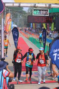 BIB: 42195, 70024, 700
                            <button type="button" onclick="openModal(9514468)" class="btn btn-primary btn-sm float-right btn-popup" data-toggle="modal" data-target=".modal-high-quality">
                        <i class="fas fa-shopping-cart"></i> Add to Cart
                    </button>
                                            <button type="button" onclick="isThisMe(9514468, true)" class="btn btn-success btn-sm float-right btn-popup btn-isme hidden" data-toggle="tooltip" data-placement="bottom" title="นี่คือรูปของคุณใช่ไหม คลิกที่นี่เพื่อเอาเข้าอัลบั้ม">
                        <i class="fas fa-plus"></i> Add to album
                    </button>
                    <button type="button" onclick="isThisMe(9514468, false)" class="btn btn-warning btn-sm float-right btn-popup btn-isnotme hidden">
                        <i class="fas fa-ban"></i> Remove from album
                    </button>