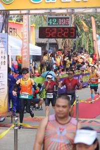 BIB: 42195, 52223
                            <button type="button" onclick="openModal(9132176)" class="btn btn-primary btn-sm float-right btn-popup" data-toggle="modal" data-target=".modal-high-quality">
                        <i class="fas fa-shopping-cart"></i> Add to Cart
                    </button>
                                            <button type="button" onclick="isThisMe(9132176, true)" class="btn btn-success btn-sm float-right btn-popup btn-isme hidden" data-toggle="tooltip" data-placement="bottom" title="นี่คือรูปของคุณใช่ไหม คลิกที่นี่เพื่อเอาเข้าอัลบั้ม">
                        <i class="fas fa-plus"></i> Add to album
                    </button>
                    <button type="button" onclick="isThisMe(9132176, false)" class="btn btn-warning btn-sm float-right btn-popup btn-isnotme hidden">
                        <i class="fas fa-ban"></i> Remove from album
                    </button>