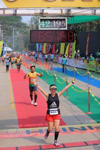 BIB: 42195
                            <button type="button" onclick="openModal(9492820)" class="btn btn-primary btn-sm float-right btn-popup" data-toggle="modal" data-target=".modal-high-quality">
                        <i class="fas fa-shopping-cart"></i> Add to Cart
                    </button>
                                            <button type="button" onclick="isThisMe(9492820, true)" class="btn btn-success btn-sm float-right btn-popup btn-isme hidden" data-toggle="tooltip" data-placement="bottom" title="นี่คือรูปของคุณใช่ไหม คลิกที่นี่เพื่อเอาเข้าอัลบั้ม">
                        <i class="fas fa-plus"></i> Add to album
                    </button>
                    <button type="button" onclick="isThisMe(9492820, false)" class="btn btn-warning btn-sm float-right btn-popup btn-isnotme hidden">
                        <i class="fas fa-ban"></i> Remove from album
                    </button>