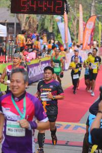 BIB: 4442, 846, 28122
                            <button type="button" onclick="openModal(9148074)" class="btn btn-primary btn-sm float-right btn-popup" data-toggle="modal" data-target=".modal-high-quality">
                        <i class="fas fa-shopping-cart"></i> Add to Cart
                    </button>
                                            <button type="button" onclick="isThisMe(9148074, true)" class="btn btn-success btn-sm float-right btn-popup btn-isme hidden" data-toggle="tooltip" data-placement="bottom" title="นี่คือรูปของคุณใช่ไหม คลิกที่นี่เพื่อเอาเข้าอัลบั้ม">
                        <i class="fas fa-plus"></i> Add to album
                    </button>
                    <button type="button" onclick="isThisMe(9148074, false)" class="btn btn-warning btn-sm float-right btn-popup btn-isnotme hidden">
                        <i class="fas fa-ban"></i> Remove from album
                    </button>