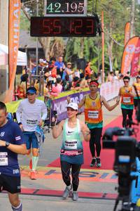 BIB: 42195, 55123, 41601, 641
                            <button type="button" onclick="openModal(9152964)" class="btn btn-primary btn-sm float-right btn-popup" data-toggle="modal" data-target=".modal-high-quality">
                        <i class="fas fa-shopping-cart"></i> Add to Cart
                    </button>
                                            <button type="button" onclick="isThisMe(9152964, true)" class="btn btn-success btn-sm float-right btn-popup btn-isme hidden" data-toggle="tooltip" data-placement="bottom" title="นี่คือรูปของคุณใช่ไหม คลิกที่นี่เพื่อเอาเข้าอัลบั้ม">
                        <i class="fas fa-plus"></i> Add to album
                    </button>
                    <button type="button" onclick="isThisMe(9152964, false)" class="btn btn-warning btn-sm float-right btn-popup btn-isnotme hidden">
                        <i class="fas fa-ban"></i> Remove from album
                    </button>
