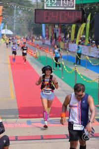 BIB: 42195, 4044, 4254
                            <button type="button" onclick="openModal(9479632)" class="btn btn-primary btn-sm float-right btn-popup" data-toggle="modal" data-target=".modal-high-quality">
                        <i class="fas fa-shopping-cart"></i> Add to Cart
                    </button>
                                            <button type="button" onclick="isThisMe(9479632, true)" class="btn btn-success btn-sm float-right btn-popup btn-isme hidden" data-toggle="tooltip" data-placement="bottom" title="นี่คือรูปของคุณใช่ไหม คลิกที่นี่เพื่อเอาเข้าอัลบั้ม">
                        <i class="fas fa-plus"></i> Add to album
                    </button>
                    <button type="button" onclick="isThisMe(9479632, false)" class="btn btn-warning btn-sm float-right btn-popup btn-isnotme hidden">
                        <i class="fas fa-ban"></i> Remove from album
                    </button>