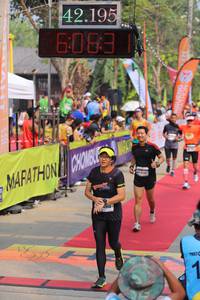 BIB: 42195, 42613
                            <button type="button" onclick="openModal(9335986)" class="btn btn-primary btn-sm float-right btn-popup" data-toggle="modal" data-target=".modal-high-quality">
                        <i class="fas fa-shopping-cart"></i> Add to Cart
                    </button>
                                            <button type="button" onclick="isThisMe(9335986, true)" class="btn btn-success btn-sm float-right btn-popup btn-isme hidden" data-toggle="tooltip" data-placement="bottom" title="นี่คือรูปของคุณใช่ไหม คลิกที่นี่เพื่อเอาเข้าอัลบั้ม">
                        <i class="fas fa-plus"></i> Add to album
                    </button>
                    <button type="button" onclick="isThisMe(9335986, false)" class="btn btn-warning btn-sm float-right btn-popup btn-isnotme hidden">
                        <i class="fas fa-ban"></i> Remove from album
                    </button>