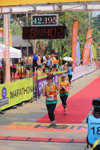 BIB: 42195, 61402
                            <button type="button" onclick="openModal(9416096)" class="btn btn-primary btn-sm float-right btn-popup" data-toggle="modal" data-target=".modal-high-quality">
                        <i class="fas fa-shopping-cart"></i> Add to Cart
                    </button>
                                            <button type="button" onclick="isThisMe(9416096, true)" class="btn btn-success btn-sm float-right btn-popup btn-isme hidden" data-toggle="tooltip" data-placement="bottom" title="นี่คือรูปของคุณใช่ไหม คลิกที่นี่เพื่อเอาเข้าอัลบั้ม">
                        <i class="fas fa-plus"></i> Add to album
                    </button>
                    <button type="button" onclick="isThisMe(9416096, false)" class="btn btn-warning btn-sm float-right btn-popup btn-isnotme hidden">
                        <i class="fas fa-ban"></i> Remove from album
                    </button>