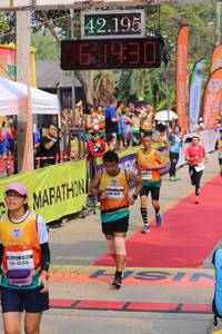 BIB: 42195, 61430, 45476
                            <button type="button" onclick="openModal(9417482)" class="btn btn-primary btn-sm float-right btn-popup" data-toggle="modal" data-target=".modal-high-quality">
                        <i class="fas fa-shopping-cart"></i> Add to Cart
                    </button>
                                            <button type="button" onclick="isThisMe(9417482, true)" class="btn btn-success btn-sm float-right btn-popup btn-isme hidden" data-toggle="tooltip" data-placement="bottom" title="นี่คือรูปของคุณใช่ไหม คลิกที่นี่เพื่อเอาเข้าอัลบั้ม">
                        <i class="fas fa-plus"></i> Add to album
                    </button>
                    <button type="button" onclick="isThisMe(9417482, false)" class="btn btn-warning btn-sm float-right btn-popup btn-isnotme hidden">
                        <i class="fas fa-ban"></i> Remove from album
                    </button>